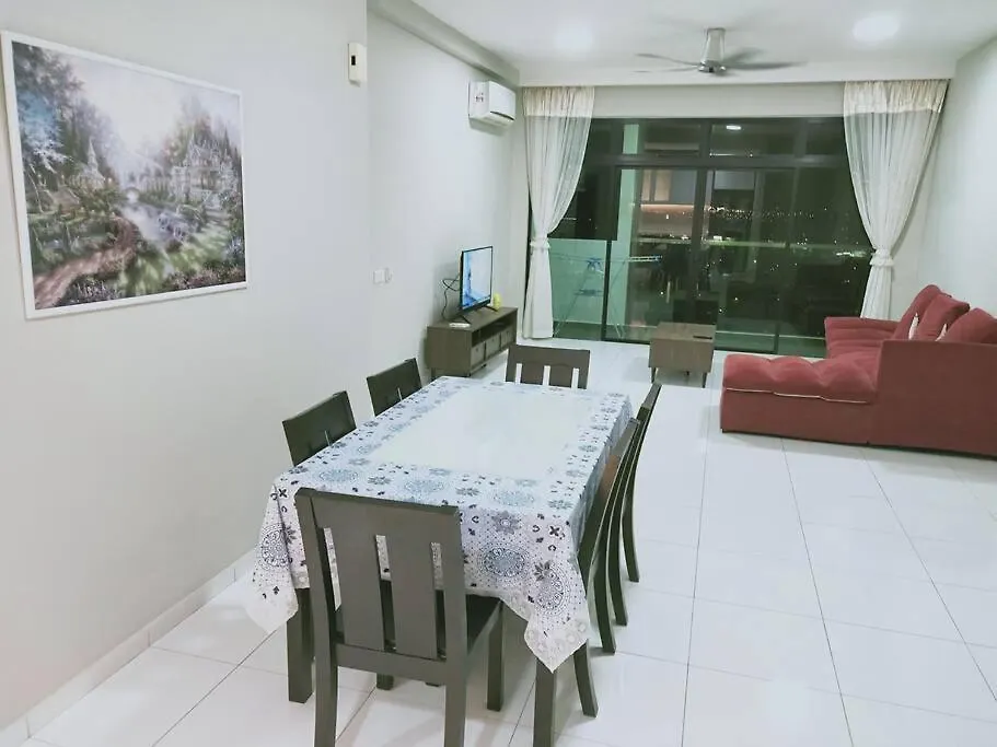Sky Loft 3 Rooms Beside Aeon With Smart Tv & Facilities L14 Johor Bahru Lägenhet